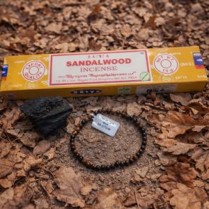 Ritual pentru protectie si impamantare - tumalina, ochi de tigru si santal